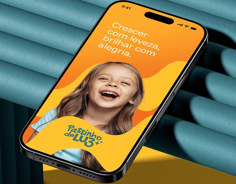 Branding da Passinho de Luz, marca infantil